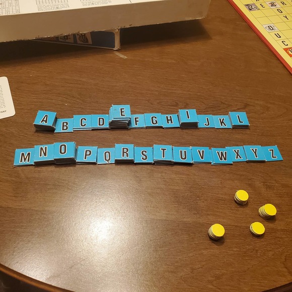 Scrabble For Juniors VINTAGE 1980's Spelling - Picture 10 of 10